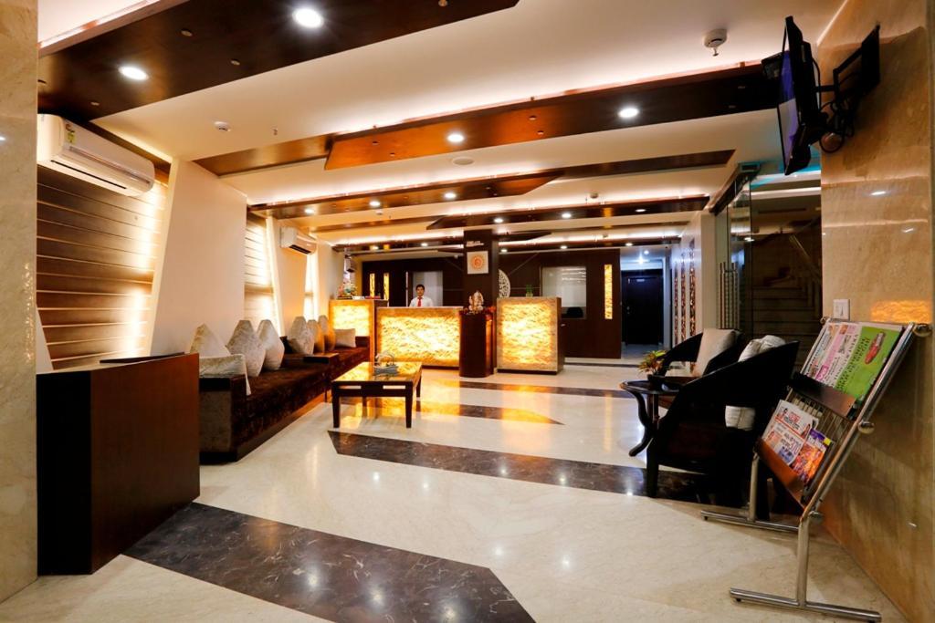 Airport La Sapphire Hotel & Restaurant Nové Dillí Exteriér fotografie